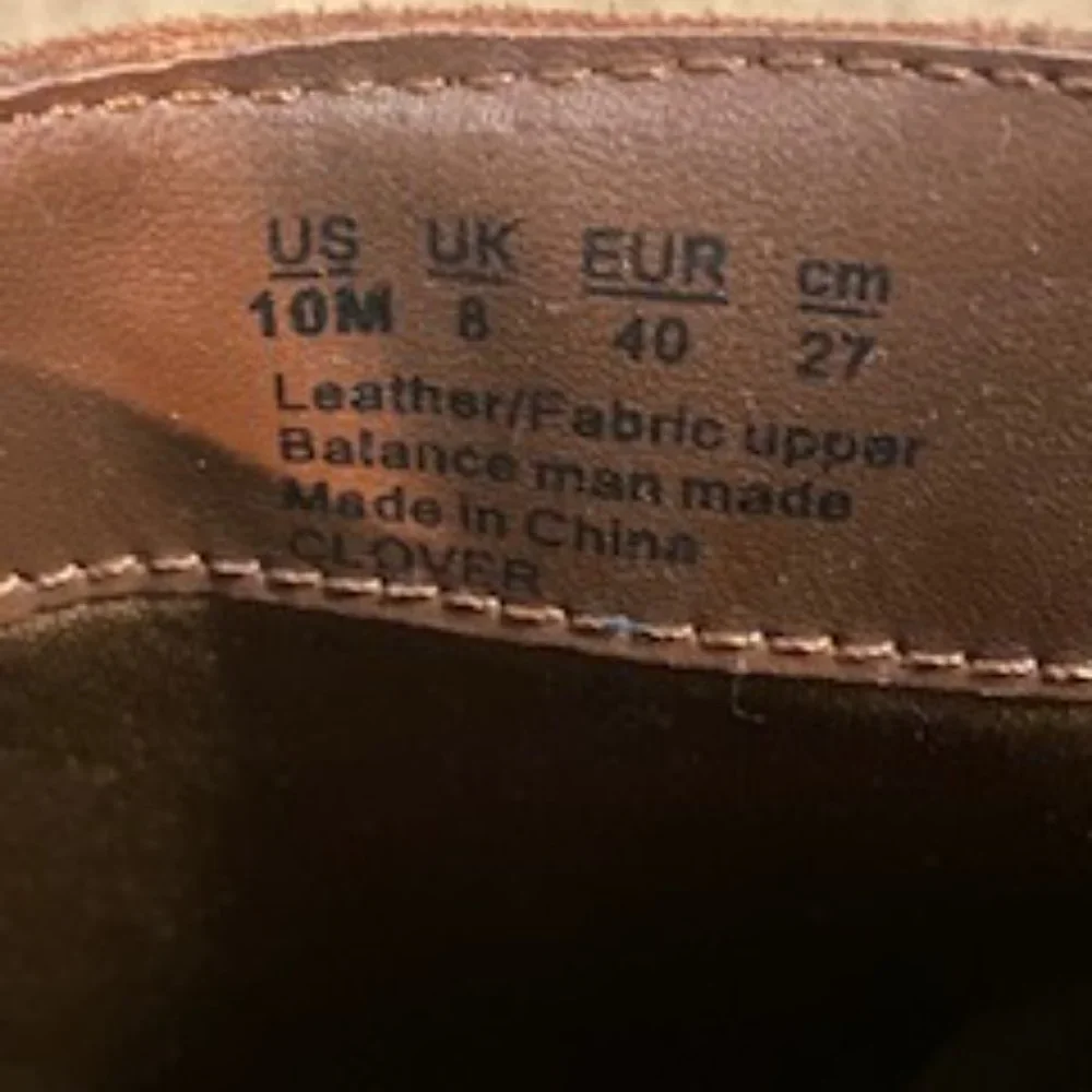 Size 10 Fergie brown boots - never worn! - Picture 2 of 8